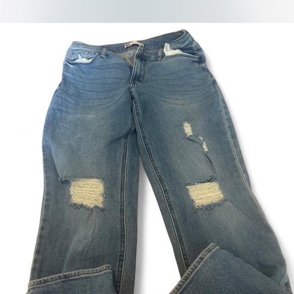 SO Women's Blue Distressed Boyfriend Jeans - Picture 1 of 2